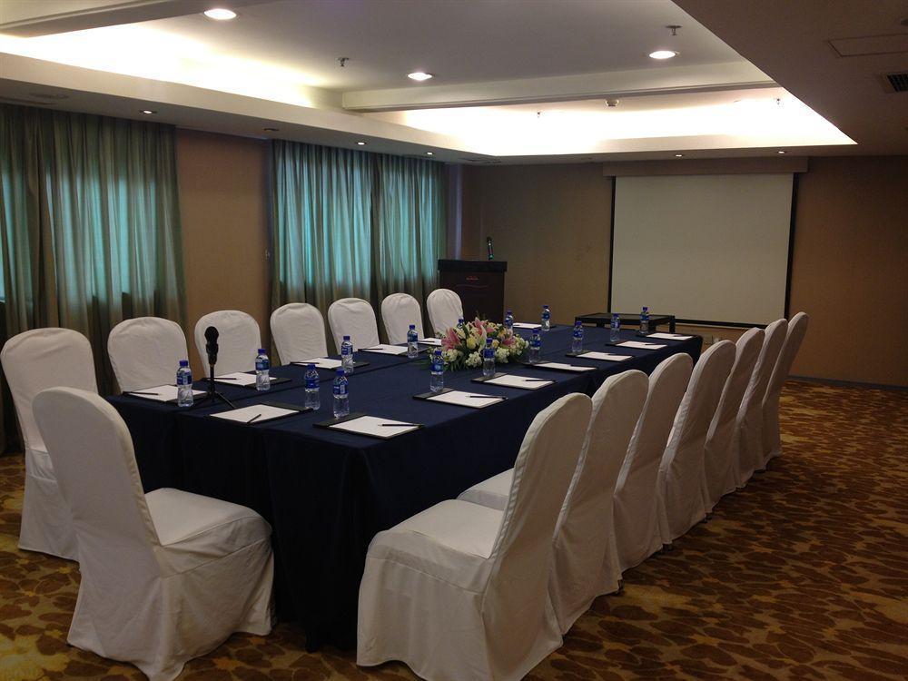 Howard Johnson All Suites Shanghai Luaran gambar